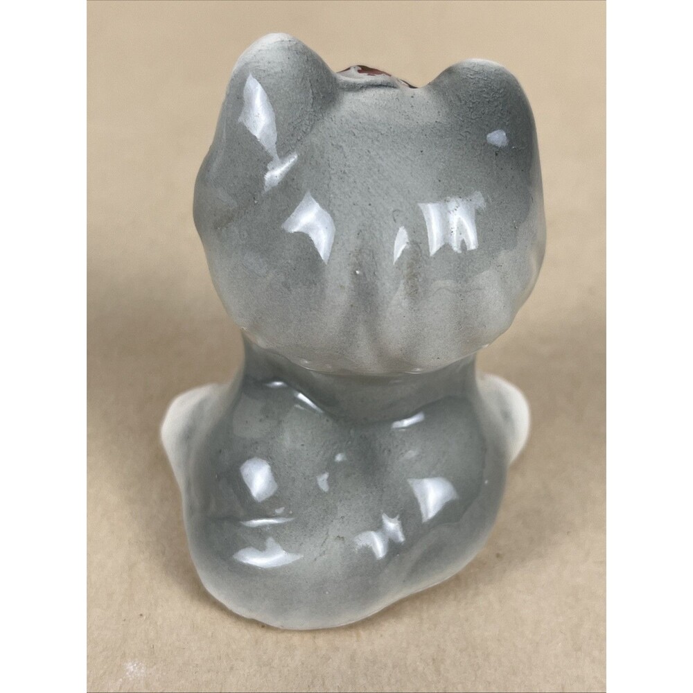 Vintage Ceramic Seated Kitty Cat w/ Pink Bow One of Fluff & Puff Figurine Japan - Picture 3 of 6